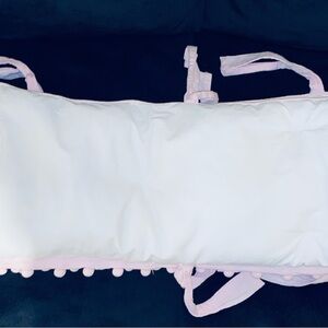 Pottery Barn Kids Crib Bumper EUC white And Pink Free Shipping
